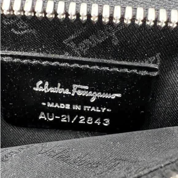 Salvatore Ferragamo Nylon Leather-Trimmed Tote Bag - Picture 3 of 6